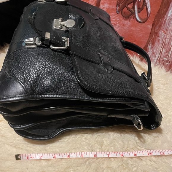 Roots 3 section leather briefcase - Picture 2 of 16